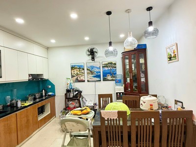 Nguyễn chí thanhba đình47m2 x 5t17.5 tỷvỉa hèô tô tránhgần phố kd tốt khu vip 3