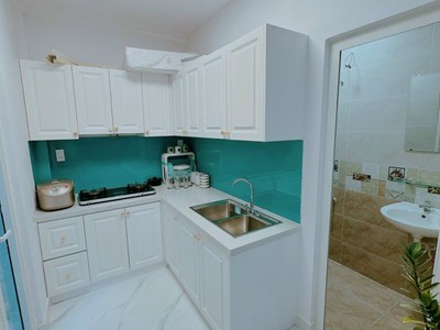 Nhà điện biên phủ mới đẹp - 3 tầng - 2 pn - lô góc thông thoáng - cách hẻm xe hơi 20m - giá chỉ 3.8 1