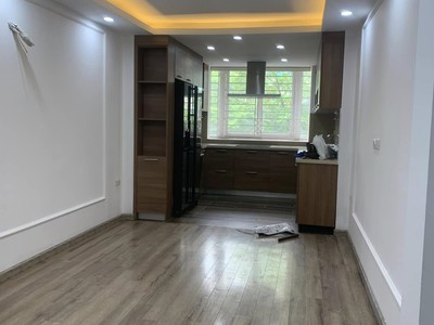 Nhà đẹp phạm ngọc thạch, quận đống đa, 40m2, 6t, ngõ to như phố   gần vincom, gần các bv và đh lớn 1