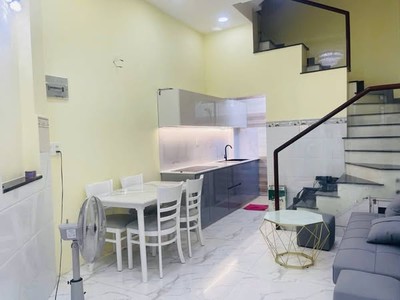 Nhà  đường nguyễn văn nguyễn quận 1 phường tân định. 1