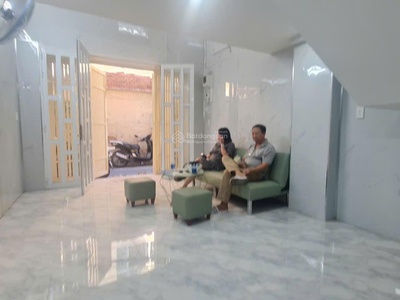 Nhà ký hoà p.11, q.5, hẻm thẳng 1 trục ,5 tầng kiên cố, 6 phòng,shr, hoàn công đủ, nhỉnh 7 tỷ nhẹ 0