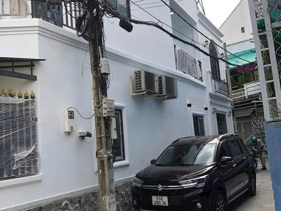 Vị trí đẹp   ngang đẹp 6,4m, hẻm xe hơi 1/ ngô đức kế, qbt - dt: 6,4 x 12m - kc: 2 tầng, chỉ 7 tỷ 8 0