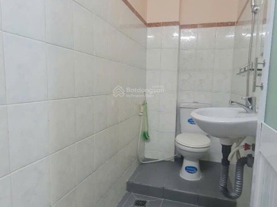 Nhà ký hoà p.11, q.5, hẻm thẳng 1 trục ,5 tầng kiên cố, 6 phòng,shr, hoàn công đủ, nhỉnh 7 tỷ nhẹ 4