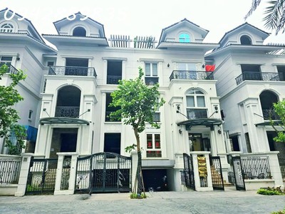Biệt thự hdi võ chí công, xuân la, tây hồ, 210m2 bt đơn lập, 4t có hầm xuất ngoại giao duy nhất 0