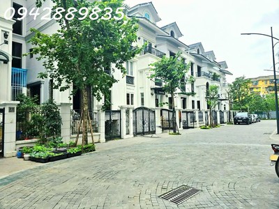 Biệt thự hdi võ chí công, xuân la, tây hồ, 210m2 bt đơn lập, 4t có hầm xuất ngoại giao duy nhất 1