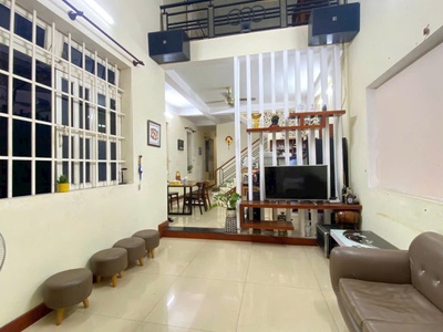 Cho thuê nhà đẹp có gác, gần chợ trảng dài chỉ 5tr/tháng 1