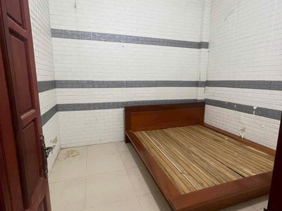 Cho thuê nhà gần chợ 26, khu quân đoàn 4, đường lớn, chỉ 5,5tr 3