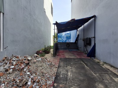 Đất đẹp tt sơn trà   cách biển 300m   kinh doanh tốt   giá chỉ 9 tỷ 90m2 ngang 5m 3