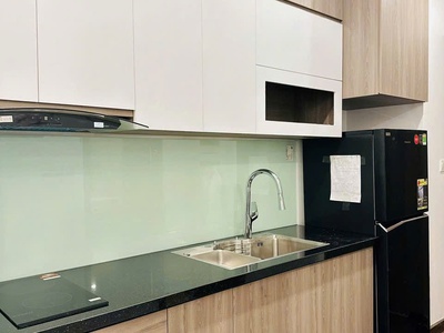 Cho thuê căn hộ 2 phòng ngủ giá chỉ 10tr tại Hoàng Huy Commerce 1