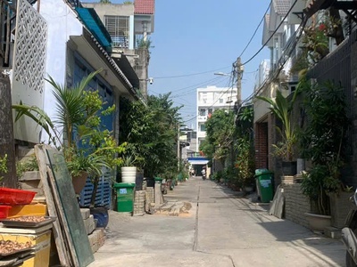 Bán nhà 86m , 5pn, 5wc, 4 tầng, q.9, 8.6 tỷ, sổ hồng 4