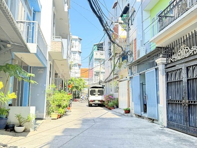 4.95 tỷ - nhà 2 tầng đẹp nguyễn ngọc nhựt, tân phú - 53m2 - 4 x 14m - hẻm xe hơi - sổ vuông, thuê 2