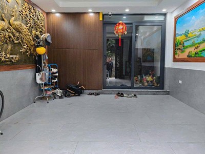 Nhà đẹp - đc e hưng cần bán nhanh căn nhà mặt ngõ 85 bát khối, long biên, hà nội 2