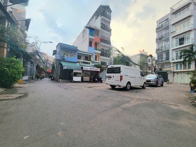 Nhà chính chủ - mặt tiền phú nhuận - p7 - phan xích long - 3 tầng hoàn công đủ - gâp bán 12.5 tỷ - 0