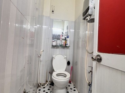 Hoàng hoa thám p7 bình thạnh - hẻm rộng - nhà 2 tầng ở ngay - giá 5.3 tỷ 2