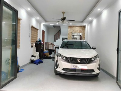 Nhà mới ô tô vào nhà ngọc thụy-long biên 51m2,x 5 tầng mặt tiền 5m,14.2 tỷ. 0