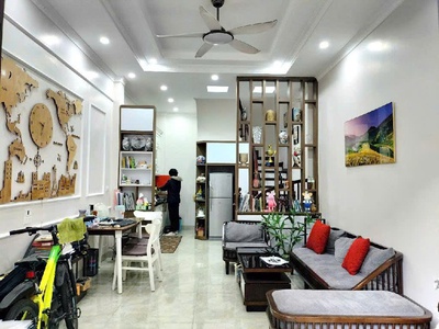 Hiếm nhà mặt ngõ hồng tiến, thông tứ tung - 34 m2 - 3pn-nhỉnh 8 tỷ 0