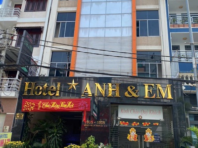Chuyển nhượng khách sạn 7 tầng đang kinh doanh ổn định   mt hà huy giáp, q12 1