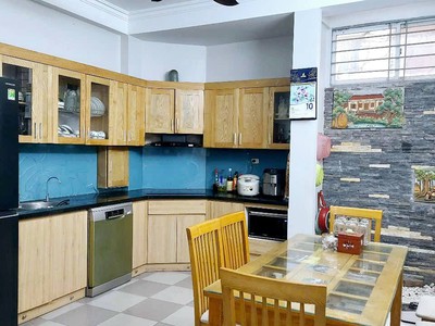 Nguyễn ngọc vũ59m2 x 4tmt 4m11.9 tỷngõ thôngnhà dân xây chắc chắnkd nhỏ 1