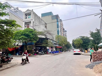 Chính chủ, tôi bán nhanh đất dv dương nội, 5 phút lên mỹ đình, đối diện 3 tòa chung cư, chỉ 11,x tỷ 0