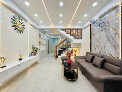  bắt trọn cơ hội  nhà 3 tầng ngay quang trung   5.2 tỷ   gần sân bay 1
