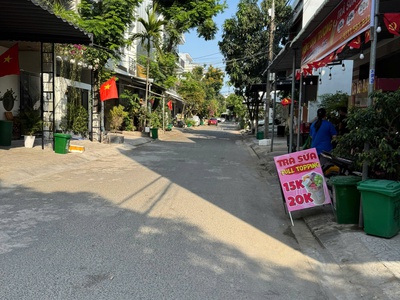 Nhà 2 tầng đường sơn thuỷ, khu bãi tắm sơn thuỷ gần các  khu phức hợp nghỉ dưỡng như fuma, 2