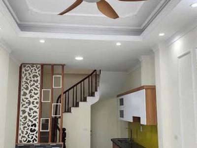 Bán nhà lô góc lai xá, kim chung, hoài đức. ngõ thông tứ tung, ô tô, kinh doanh. 38m2, 4 tầng, chỉ 2