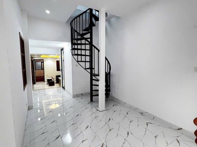 Bán nhà phố thịnh quang 32/50m2 x 4 tầng, mặt ngõ thông rộng, ở sướng kính doanh đỉnh cao, nhà mới 0