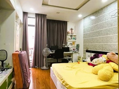 Giảm 1 tỷ - thích quảng đức - phan đăng lưu phú nhuận. 2