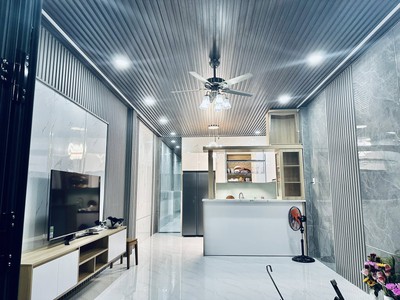 Chính chủ cần bán gấp nhà 2 tầng btct    tặng kèm 2 căn nhà cấp 4 đang có dòng tiền 10 triệu/ 3