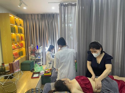 Cần sang nhượng cửa hàng trị liệu tại phố tân ấp, phường phúc xá 1