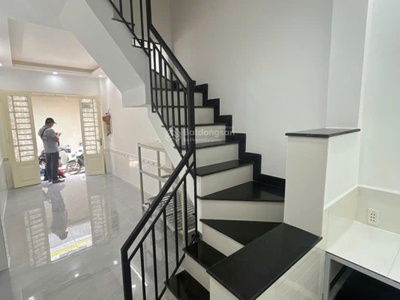 Bùm bùm bán nhà m.ớ.i giá củ, 4 tầng kiên cồ ngay ngyễn thị tần, quận 8, 28m2, giá nhỉnh 3 tỷ . 2
