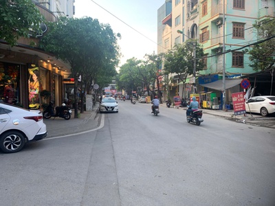  bán đất chính chủ ngõ 12 đường văn phú ô tô  tránh  15ty 1
