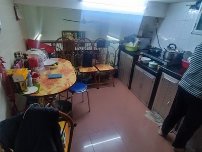 Cho thuê nhà phố giải phóng 4 tầng x 30m2, 2 ngủ, 9 triệu ở gđ, nhóm đi làm ít người 3
