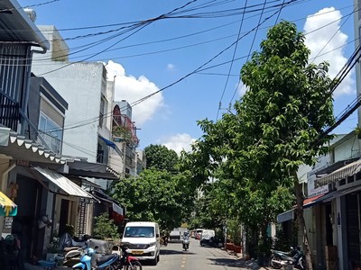 Hxh đổ cổng q.t.phú 62m2 2 tầng ngang 5m ngay chợ tân hương chỉ 5 tỷx 0