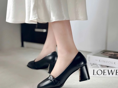 Công Ty Quốc Định sản xuất giày nữ hot trend tìm sỉ 4