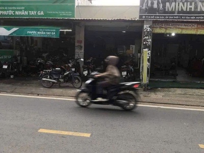 Cho thuê mtkd - nhà  12x35  mặt tiền trưng nữ vương, tt hóc môn   vị trí siêu vip - đối diện siêu 2