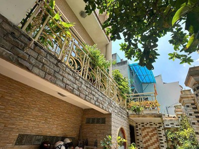 Bán gấp biệt thự cao cấp   hẻm vip huỳnh tấn phát, quận 7   giá tốt chính chủ 1