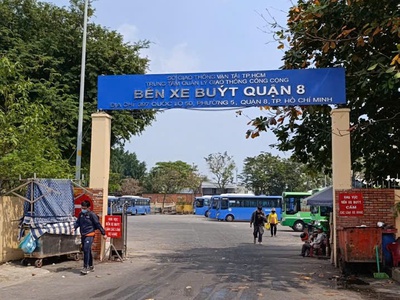 Bán gấp nhà nở hậu 5,3m gần bến xe quận 8 giá nhỉn 2 tỷ 0
