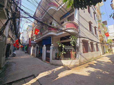 Phân lô đội nhân - gara ô tô - thông số đẹp - dt 92m2 4 tầng mt 7m giá 15.5 tỷ 0