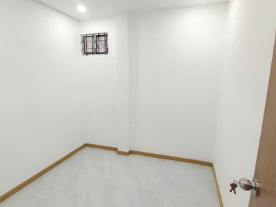 Bán nhà góc 2 tầng ngay chợ rạch cát quận 8 giá 2,7 tỷ còn thương lượng 3