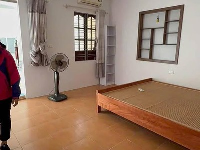 Cho thuê nhà  Trong ngõ chợ Lãm Hà Trường chinh Kiến An 1
