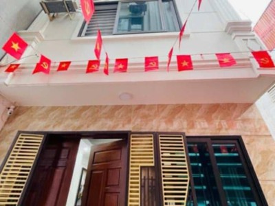191 Tân Mai, 5 tầng ở ngay, cần tiền bán giá sốc 1