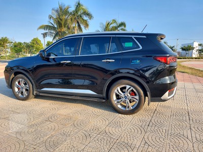 Ford Terrytory đen . Đời 2023 . Xe lướt , giá cực kỳ tốt . 3