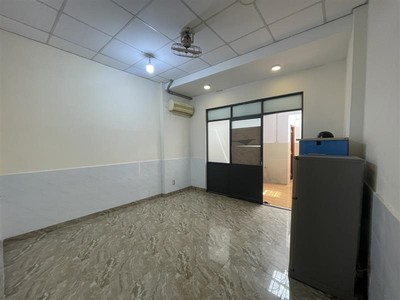 CHO THUÊ PHÒNG RỘNG 31m2-nội thất cơ bản- Chính chủ- Gò Vấp-Dọn vào ở ngay 1