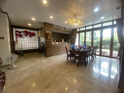 Bán nhà ngô thì nhậm, 140m2, mặt tiền 8m, 58 tỷ, ô tô tránh, kinh doanh đỉnh 1