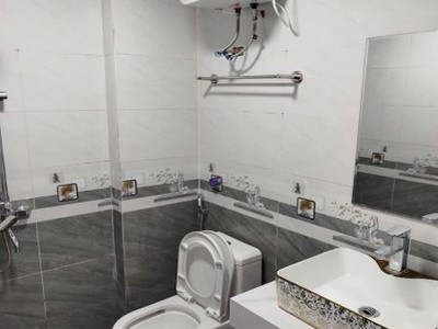 Cần cho thuê phòng trọ phố ngũ nhạc 2