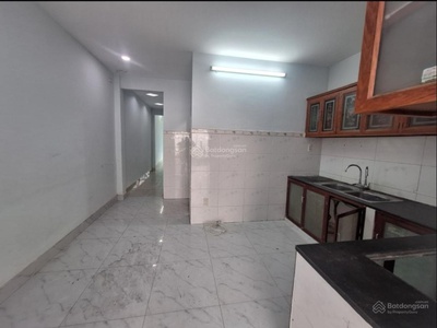 Hxh thông, nhà 4t, 4,8x14m2 nở hậu đẹp, 20m ra mặt tiền nguyễn sơn chỉ 5 tỷ xx 3