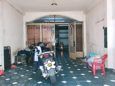 Bán nhà hxh kd nguyễn kiệm, p3, phú nhuận 98m2, 3 tầng, giá rẻ, sát mặt tiền 0