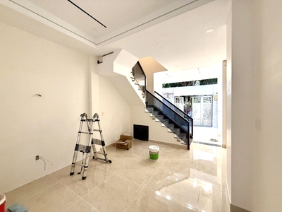 Bán nhà mặt tiền 4 tầng đẹp lung linh 51m2 4.2x12m quốc lộ 13 hiệp bình phước thủ đức chỉ 8,6 tỷ 2
