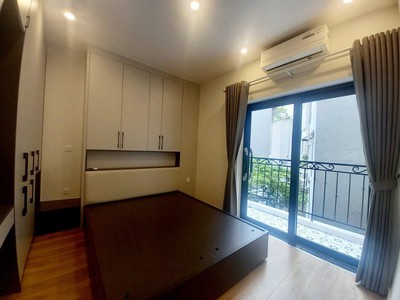 Bán nhà  mỹ đình  sau bến xe  dt 46m2 4 ngủ, ngõ nông, mới đẹp giá siêu hời 8.6 tỷ 0